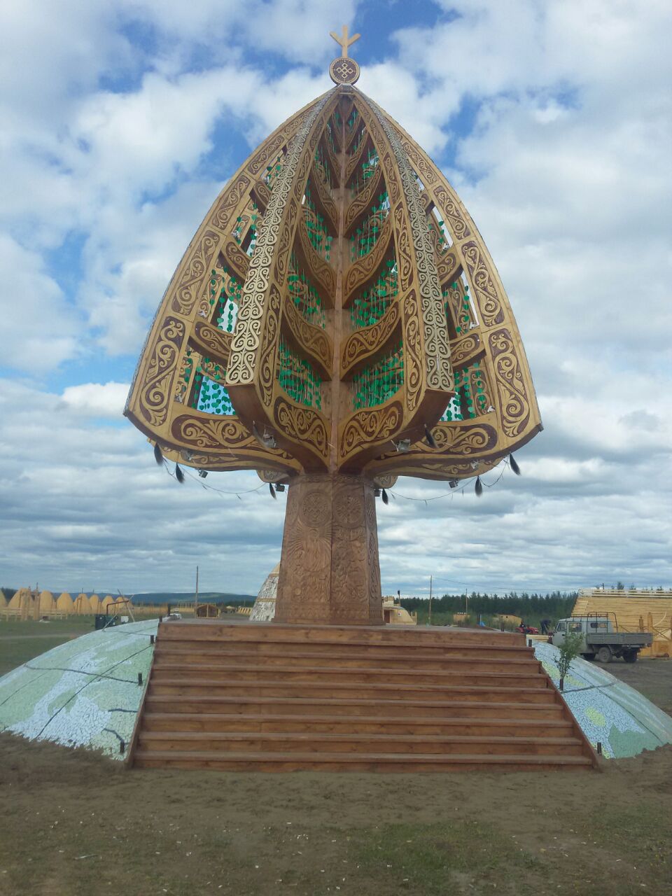Якутское Дерево