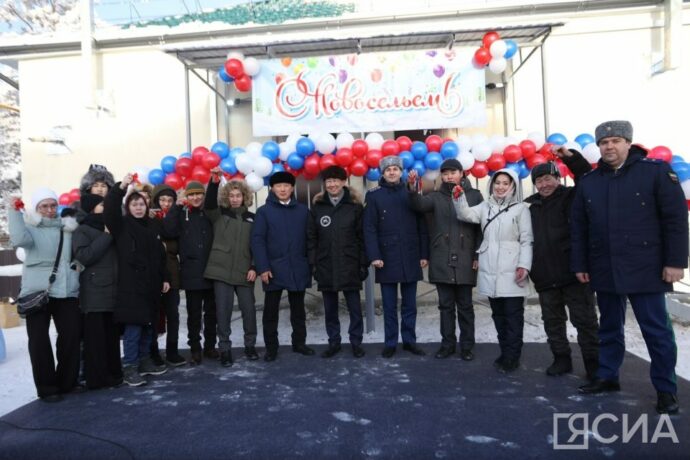 Аллара Бэстээххэ тулаайах оҕолорго анаан икки олорор дьиэ киирдэ