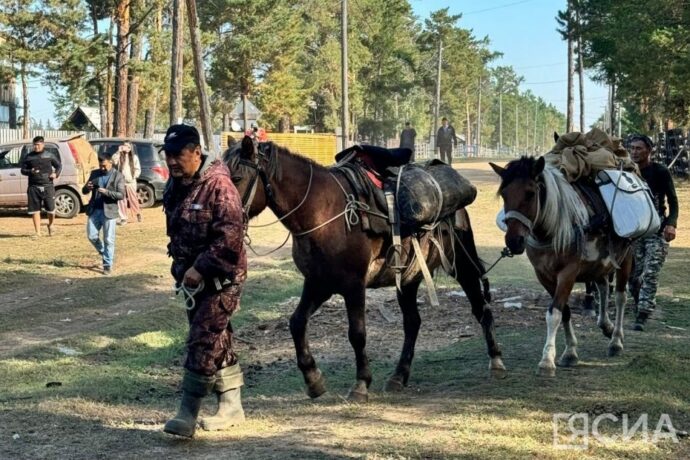 Сунтаар улууһуттан Монголияҕа саха атынан тиийиэхтэрэ