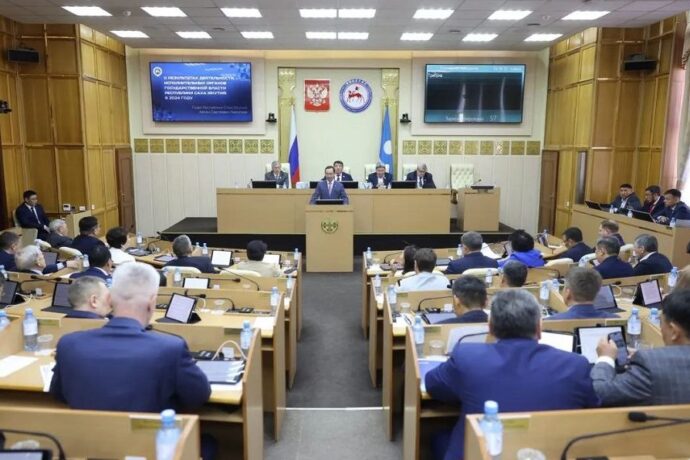 Саха сирэ креативнай экэниэмикэ сайдыытыгар бастыҥын бигэргэтэр