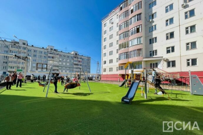 17 дворовых территорий благоустроят в Якутии в 2025 году