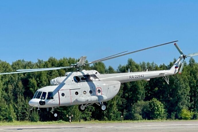 «Полярные авиалинии» АХ паарката Ми-8МТВ-1 бөртөлүөттэринэн эбилиннэ
