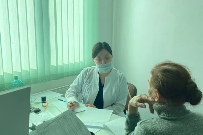 Онкологтар Саха сирин ыраах сытар нэһилиэктэригэр 1300-тэн тахса киһини көрдүлэр