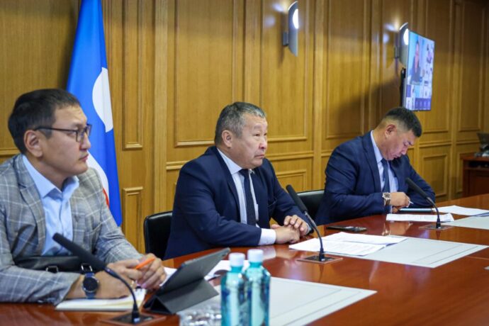 Халаан уутуттан эмсэҕэлээбит Саха сирин олохтоохторугар 40 мөл. солк. тахса көмө оҥоһулунна