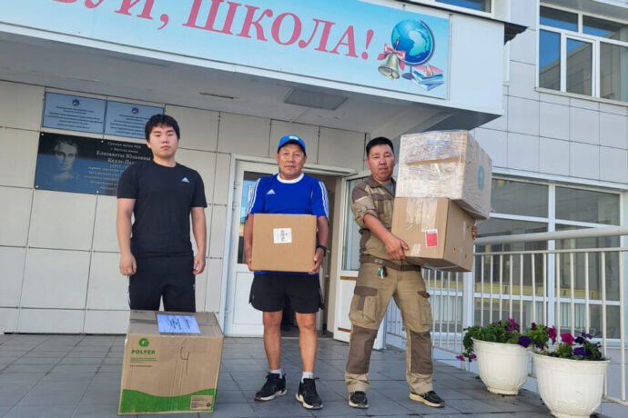 Өймөкөөн улууһугар өссө икки туонна көмө таһаҕас тиийдэ