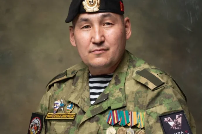 «Саха сирэ - геройдар сирдэрэ» бырагыраама кыттыылааҕа Михаил Ан Саха сирин былаас уорганын тэрилтэтигэр стажировкатын түмүктээтэ