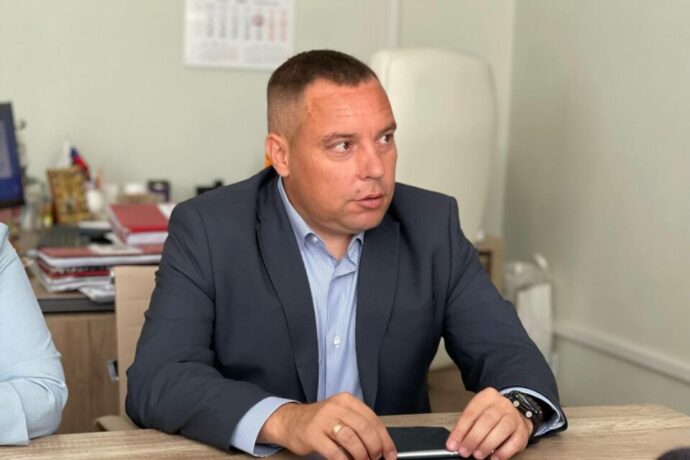 Россия Геройа Дмитрий Куценко Үлэ министиэристибэтигэр стажировката саҕаланна