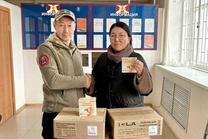 «Аэропорты Севера» кэлэктиибэ боеприпас атыылаһыытыгар үп-харчы хомуйда