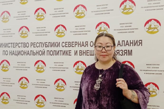Фольклорист Варвара Обоюкова Саха сирин култууратын Хотугу уонна Соҕуруу Осетиялар өрөспүүбүлүкэлэригэр билиһиннэрдэ
