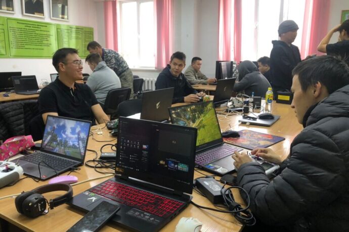 АГАТУга Саха сиригэр үлэлиир дрон оператордарын бэлэмнииллэр