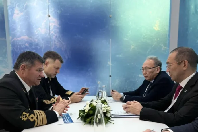 Найба пордун тутуутун уонна Арктика флотун саҥардыыны дьүүллэстилэр