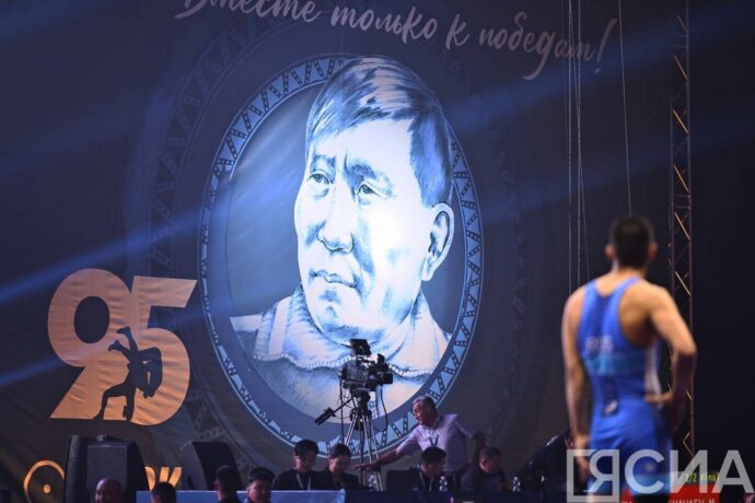 Япония бөҕөстөрө Дьокуускайга Дмитрий Коркин турнирыгар кыттаыахтара