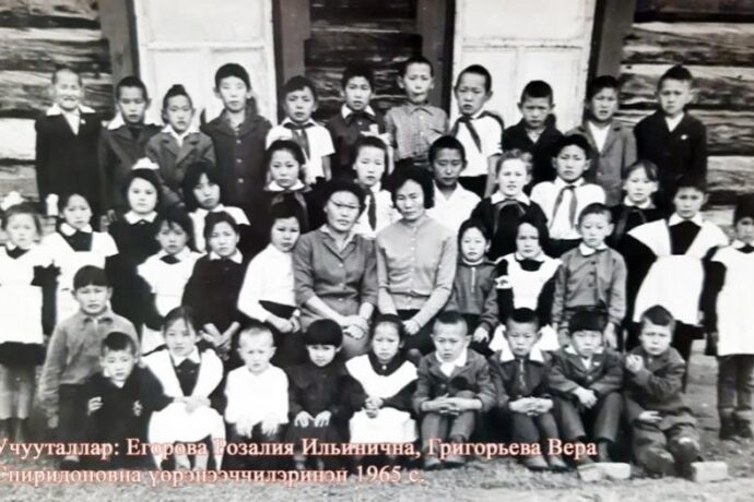 Хоточчу оскуолата 95 сыллаах үбүлүөйүн ахсынньы 13 күнүгэр бэлиэтиир