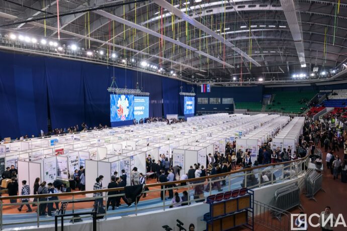 Дьокуускайга «Инникигэ хардыы» үбүлүөйдээх кэмпириэнсийэ-куонкурус саҕаланна