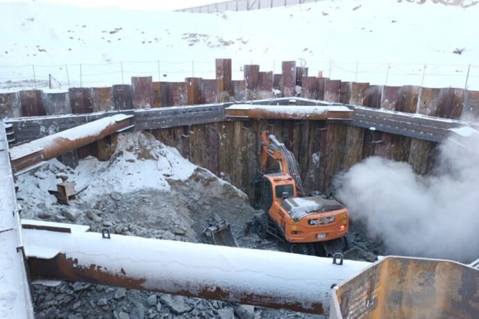 Сайын Өлүөнэ муостатын тутуутугар 400-ҕэ тиийэ киһини үлэлэтэр былааннаахтар