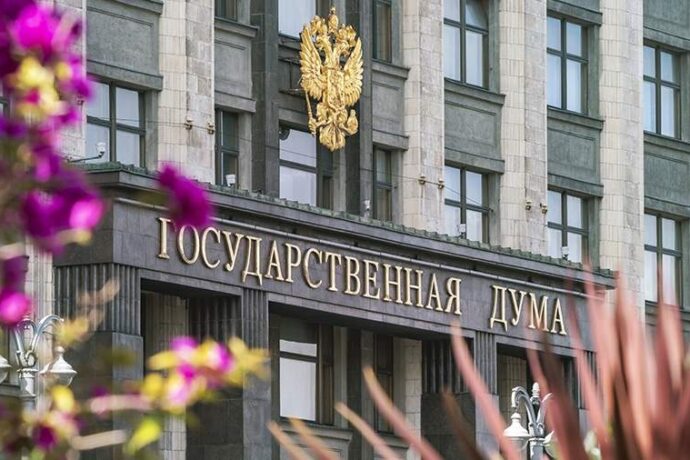 Госдуумаҕа «Үлэ бэтэрээнэ» ааты ылар төрүөтү кэҥэтэр туһунан этии киирдэ