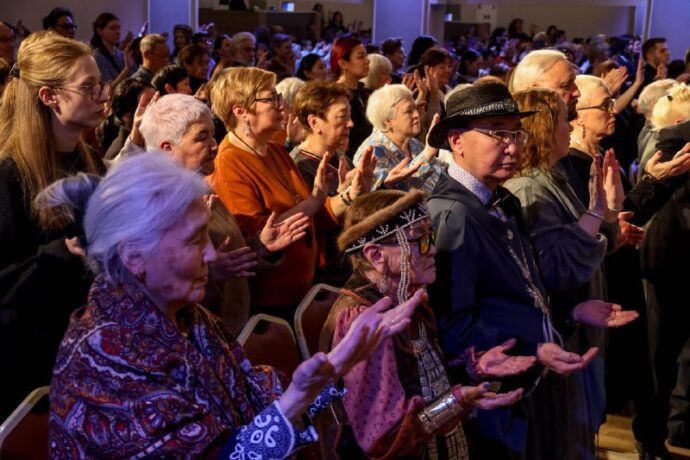 Санкт-Петербурга саха баай култууратын киэҥ араҥаҕа билиһиннэрэр бэстэбээл ааста
