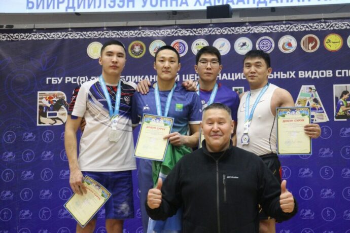 Саха сирин мас-рестлиҥҥэ саҥа чемпионнара быһаарылыннылар