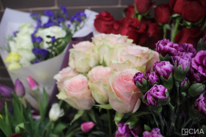 Кулун тутар 8 күнүгэр Дьокуускайга сибэкки атыылыыр оптуобустар суох буолуохтара