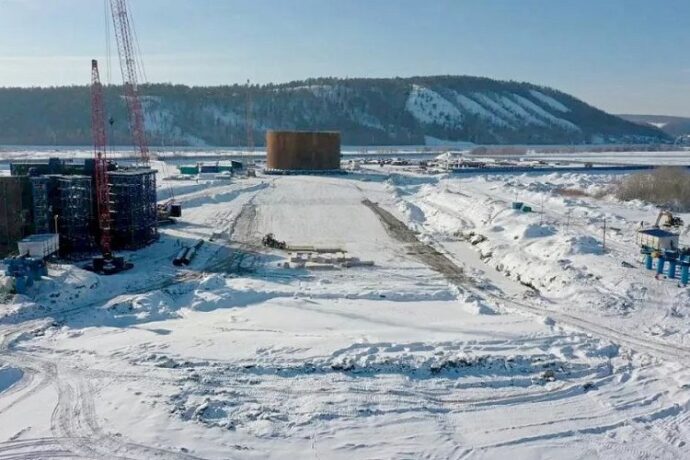 Саха сирин Арктикатыгар олоҕу тупсарарга бөдөҥ бырайыактар комплекстарын олоххо киллэрдилэр