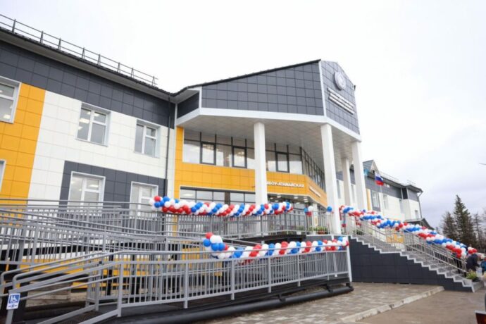 Баара - буолла: Бэс-Күөл сэлиэнньэтигэр саҥа аныгы оскуола