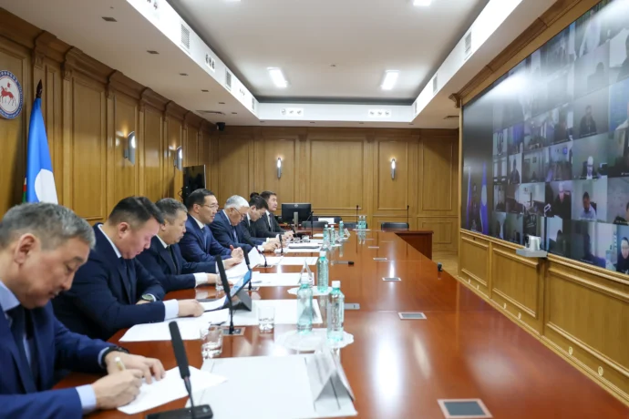 Ил Дархан нэдиэлэтэ: Муус уонна кыһыҥҥы суоллар хонтуруолга тутуллаллар