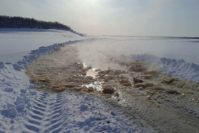 "Арктика" суол икки учаастагар тырааныспар сырыытын тохтоттулар
