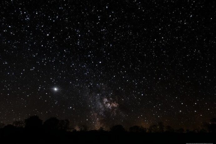 "Чолбон" спутник орбитаттан Амма улууһун оҕолорун уруһуйдарын көрдөрүөҕэ