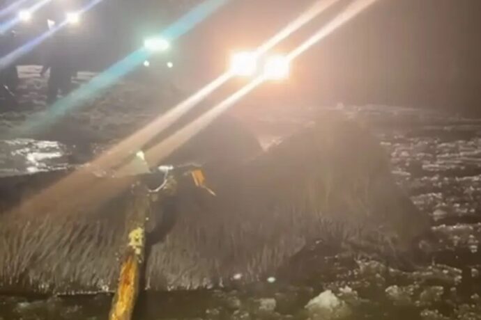 Чурапчы улууһугар уутун таһаарбыт үрэххэ хаайтарбыт сылгылары быыһаатылар (ВИДЕО)