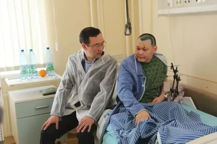 Ил Дархан нэдиэлэтэ: Айсен Николаев байыастарга түргэнник үтүөрэллэригэр баҕарда
