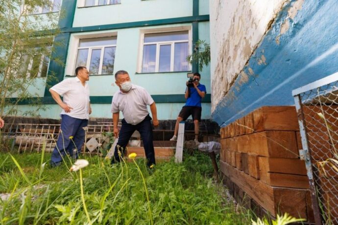 Дьокуускайга үөрэх тэрилтэлэрин өрөмүөннээһин хаамыытын бэрэбиэркэлээтилэр