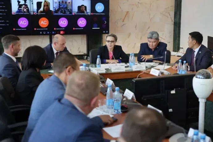 Дьокутааттар аһы-үөлү таһыы туһунан боппуруоһу көрдүлэр