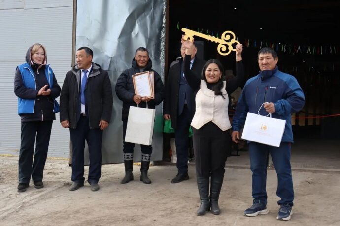 Уус Алдан улууһугар 50 төбөҕө аналлаах саҥа хотон үлэҕэ киирдэ