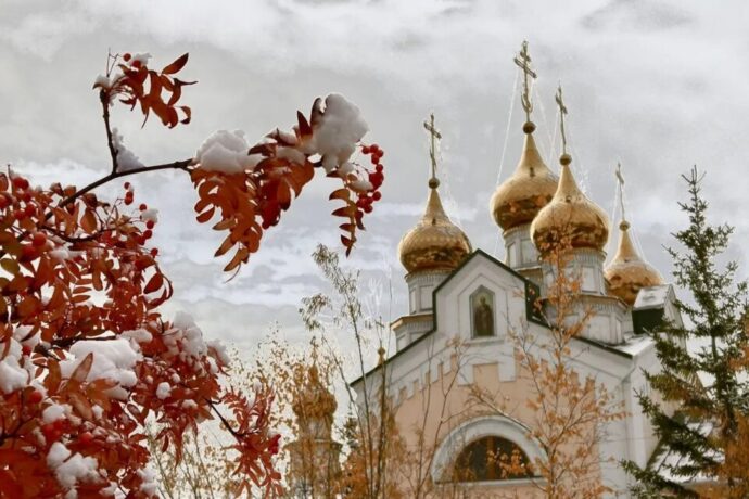Арктикатааҕы циклон Саха сирин улуустарыгар тымныыны уонна күүстээх тыалы аҕалыаҕа