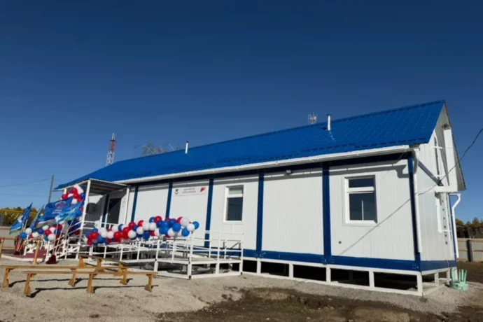 Мэҥэ Хаҥалас улууһун Табаҕатыгар саҥа быраас амбулаторията аһылынна