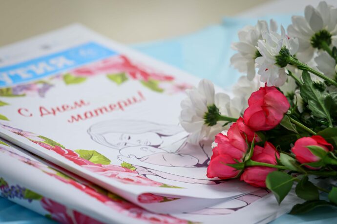 Саха сиригэр «Норуоттар ийэ туһунан ыллыыллар» диэн бэстибээл ыытыллыаҕа